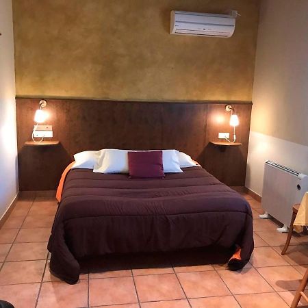 Hotel Familiar Bagá Екстериор снимка