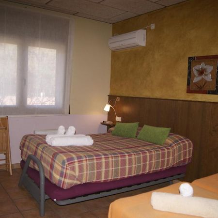 Hotel Familiar Bagá Екстериор снимка