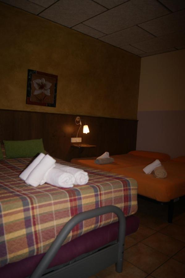 Hotel Familiar Bagá Екстериор снимка