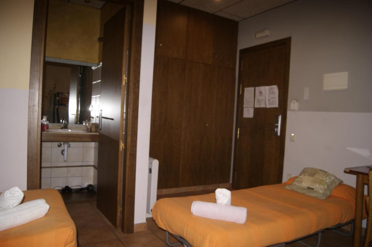 Hotel Familiar Bagá Екстериор снимка